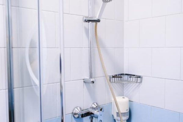 Female_Dormitory_Room_8_Beds_-_Private_Bathroom_5