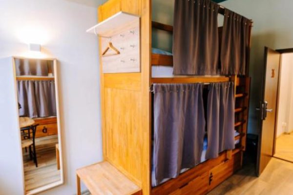 Mixed_Dormitory_Room_4_Beds_-_Shared_Bathroom