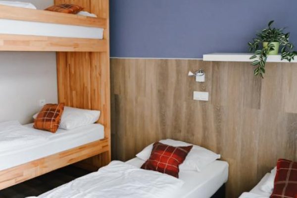 Private_Room_4_Beds_-_Private_Bathroom_3